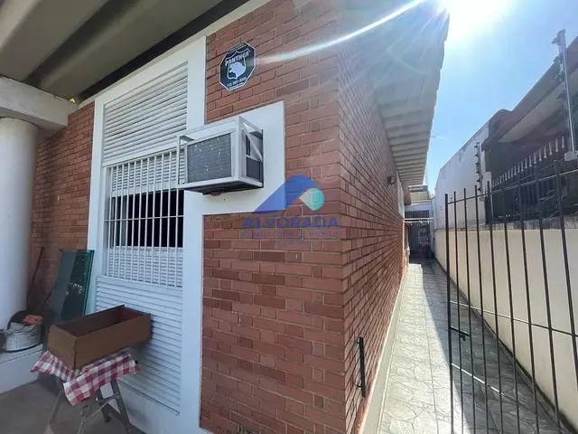 Casa com 370m² 4 quartos e 3 banheiros, à venda, no bairro Centro em Jacareí