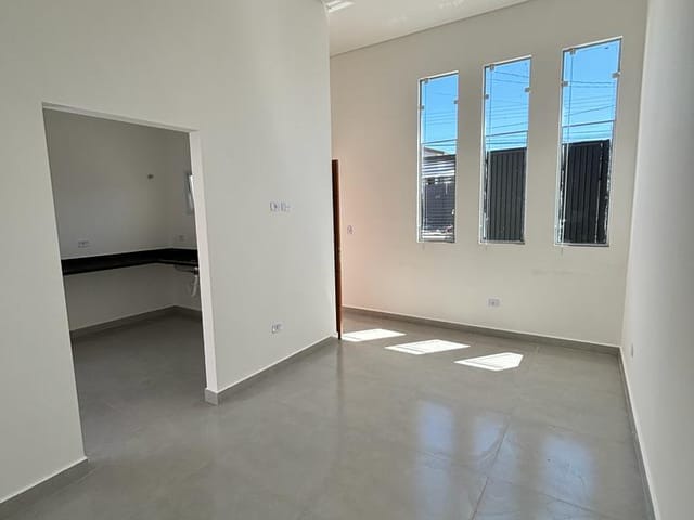 Casa com 150m² 3 quartos e 3 banheiros, à venda, no bairro Residencial Estoril em Taubaté