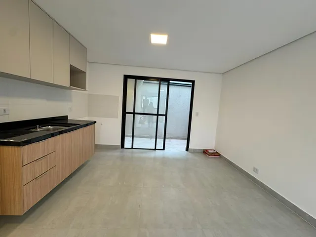 Casa com 60m² 2 quartos e 2 banheiros, à venda ou para alugar, no bairro Pestana em Osasco