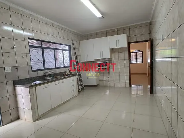 Casa com 130m² 2 quartos e 2 banheiros, à venda, no bairro Jardim Antártica em Ribeirão Preto