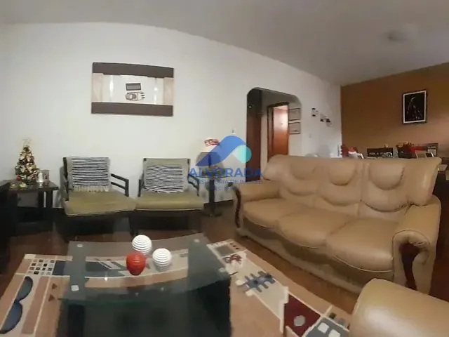 Casa com 300m² 3 quartos e 2 banheiros, à venda ou para alugar, no bairro Jardim Portugal em São José Dos Campos
