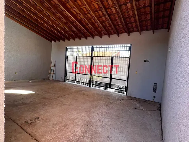 Casa com 160m² 2 quartos e 1 banheiro, à venda, no bairro Jardim Cristo Redentor em Ribeirão Preto