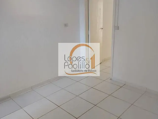 Casa com 200m² 2 quartos e 2 banheiros, para alugar, no bairro Alvinópolis em Atibaia
