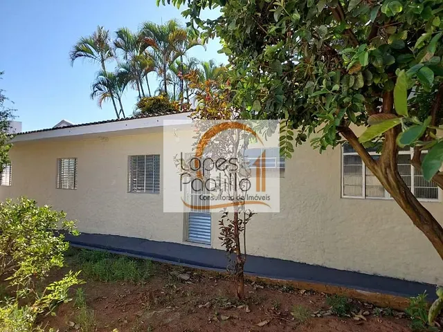 Casa com 200m² 2 quartos e 2 banheiros, para alugar, no bairro Alvinópolis em Atibaia