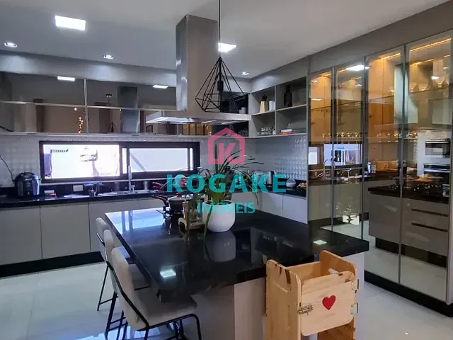 Casa 3 quartos e 3 banheiros, à venda, no bairro Condomínio Residencial Monaco em São José dos Campos