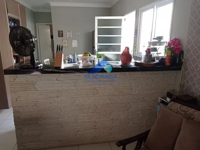 Casa com 125m² 1 quarto e 2 banheiros, à venda, no bairro Jardim Pararangaba em São José Dos Campos