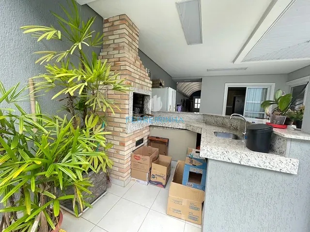 Casa com 258m² 4 quartos e 4 banheiros, à venda, no bairro Urbanova VII em São José dos Campos