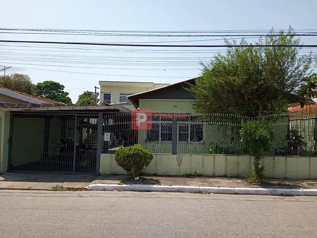 Casa com 250m² 3 quartos e 3 banheiros, à venda, no bairro Jardim Ipanema (Zona Sul) em São Paulo