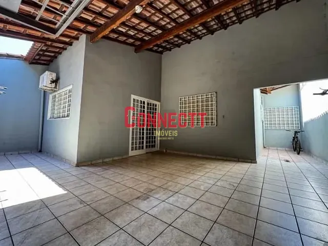 Casa com 163m² 3 quartos e 2 banheiros, à venda, no bairro Residencial Parque dos Servidores em Ribeirão Preto