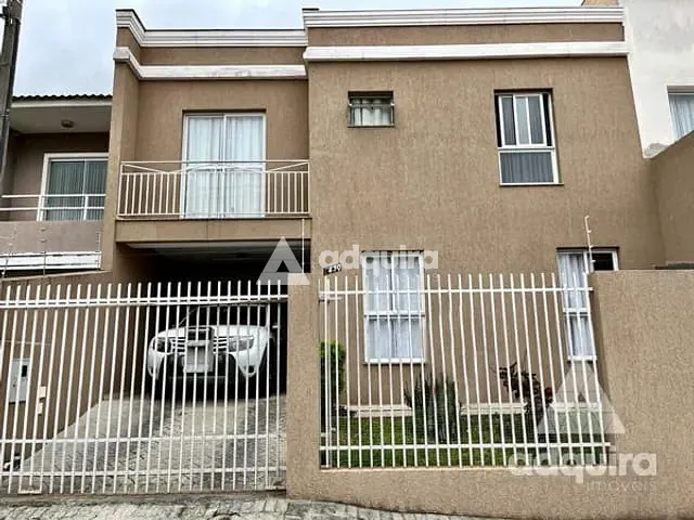 Sobrado 3 quartos e 3 banheiros, à venda, no bairro Jardim Carvalho em Ponta Grossa