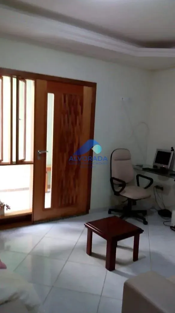 Casa, 4 quartos, 200 m² - Foto 8