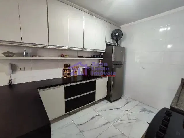 Casa com 150m² 2 quartos e 3 banheiros, à venda, no bairro Chácara Seis de Outubro em São Paulo