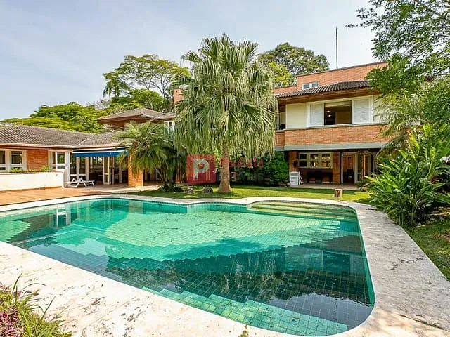 Casa com 1350m² 4 quartos e 7 banheiros, à venda, no bairro Jardim Cordeiro em São Paulo