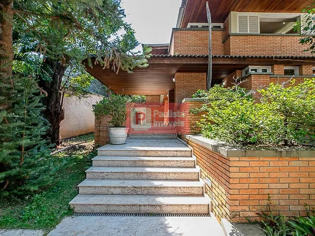 Casa com 1350m² 4 quartos e 7 banheiros, à venda, no bairro Jardim Cordeiro em São Paulo
