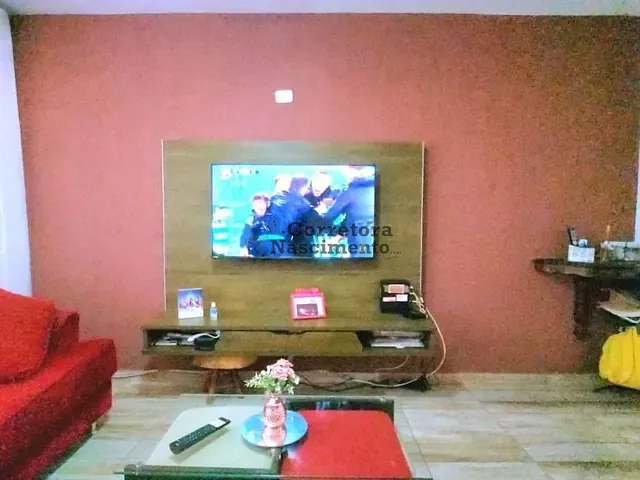 Casa com 180m², à venda, no bairro Jardim Santa Maria em Jacareí