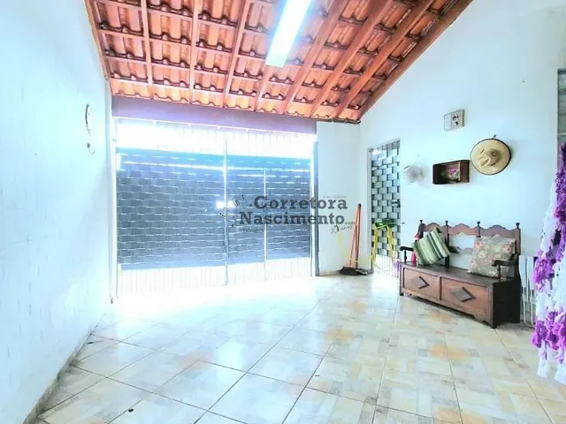 Casa com 180m², à venda, no bairro Jardim Santa Maria em Jacareí