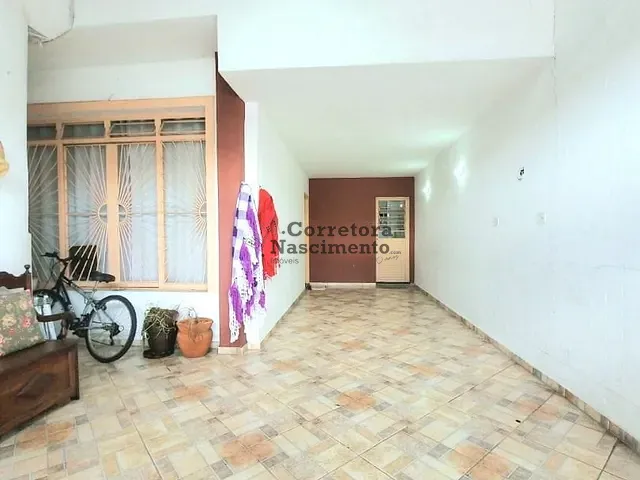 Casa com 180m², à venda, no bairro Jardim Santa Maria em Jacareí