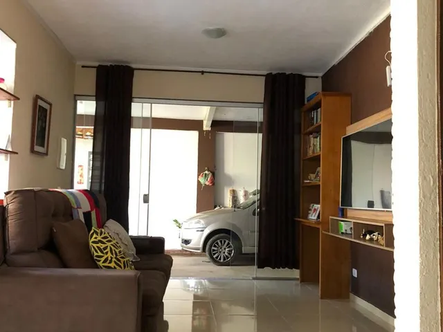 Casa 2 quartos e 2 banheiros, à venda, no bairro Ressaca em Cotia