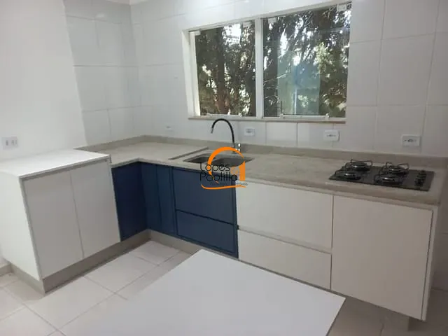 Casa com 80m² 2 quartos e 2 banheiros, para alugar, no bairro Jardim Maristela em Atibaia