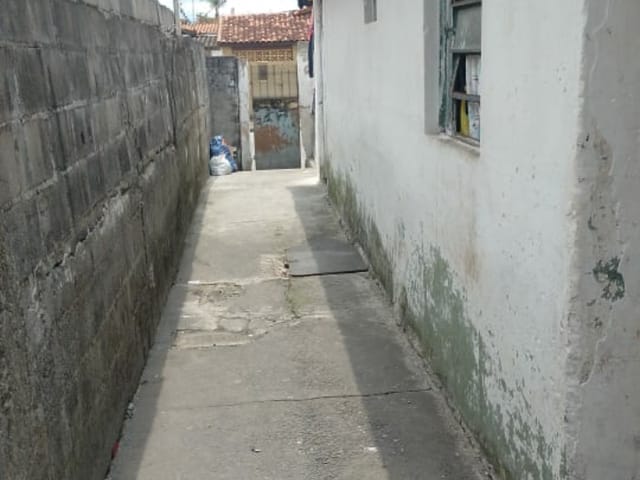 Casa com 142m² 2 quartos e 1 banheiro, à venda, no bairro Conjunto Residencial Araretama em Pindamonhangaba