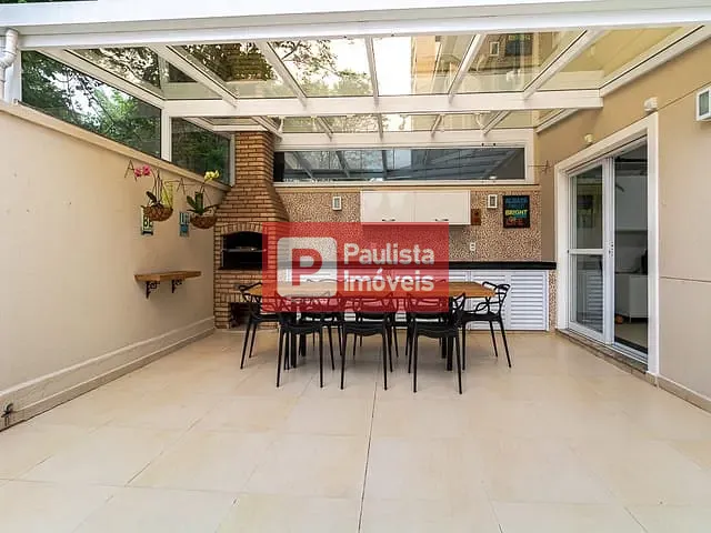 Casa com 390m² 4 quartos e 5 banheiros, à venda, no bairro Jardim Prudência em São Paulo
