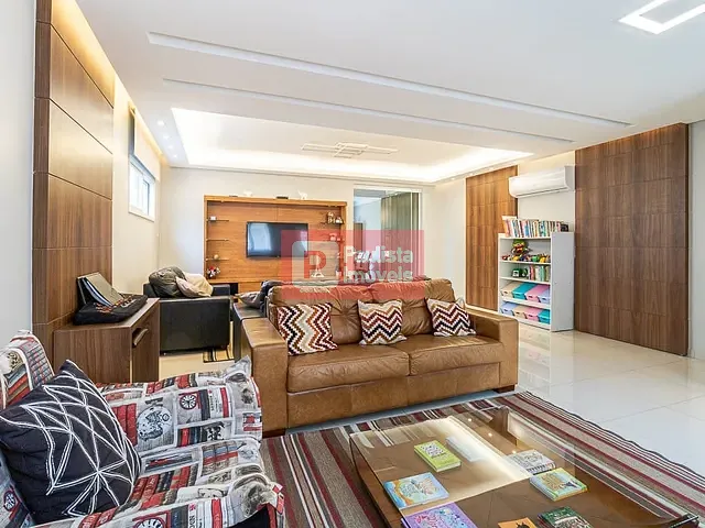 Casa com 390m² 4 quartos e 5 banheiros, à venda, no bairro Jardim Prudência em São Paulo