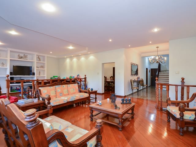 Casa com 1086m² 4 quartos e 5 banheiros, à venda, no bairro Alto Da Boa Vista em São Paulo