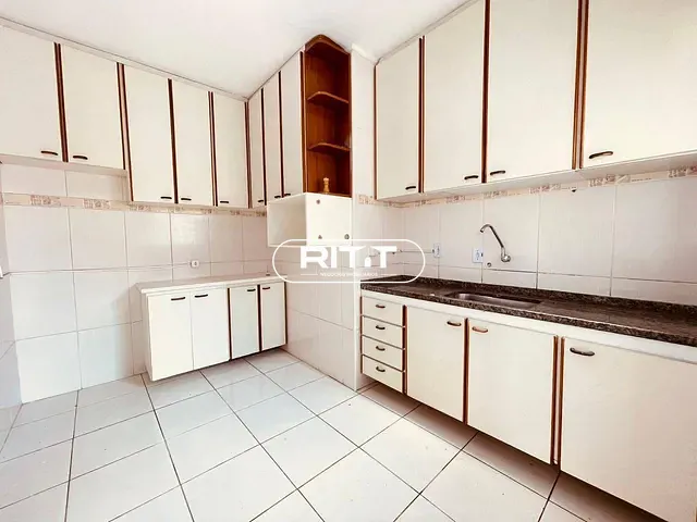 Casa com 247m² 3 quartos e 1 banheiro, à venda, no bairro Vila Nogueira em Campinas
