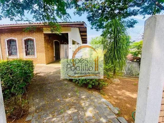 Casa com 1275m² 5 quartos e 6 banheiros, à venda, no bairro Cidade Satélite em Atibaia