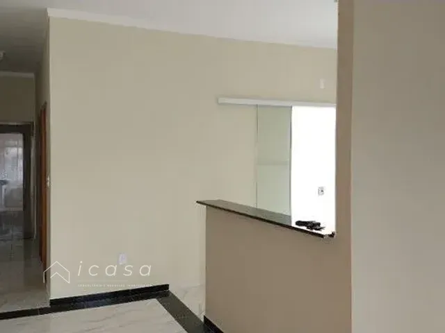 Casa com 125m² 2 quartos e 2 banheiros, à venda, no bairro Residencial Estoril em Taubaté