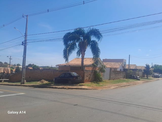 Casa de Esquina à venda no Recanto Verde – 320 m²