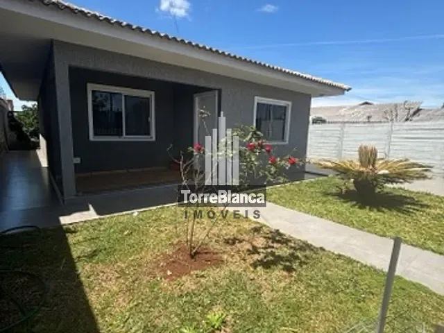 Casa com 360m² 3 quartos e 2 banheiros, à venda, no bairro Uvaranas em Ponta Grossa