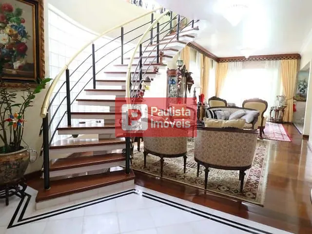 Casa com 297m² 3 quartos e 6 banheiros, à venda, no bairro Santo Amaro em São Paulo