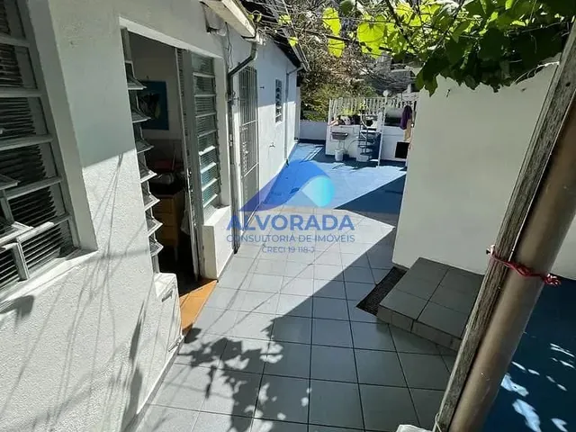 Casa com 320m² 4 quartos e 3 banheiros, à venda, no bairro Jardim Satélite em São José Dos Campos