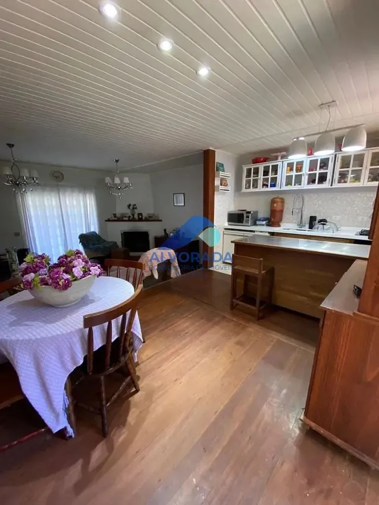Casa, 3 quartos, 240 m² - Foto 16