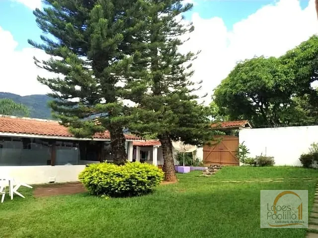 Casa com 1730m² 5 quartos e 6 banheiros, à venda, no bairro Jardim Maristela em Atibaia