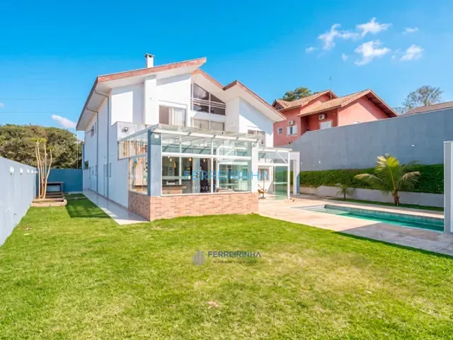 Casa 4 quartos e 5 banheiros, à venda, no bairro Condomínio Residencial Mirante do Vale em Jacareí