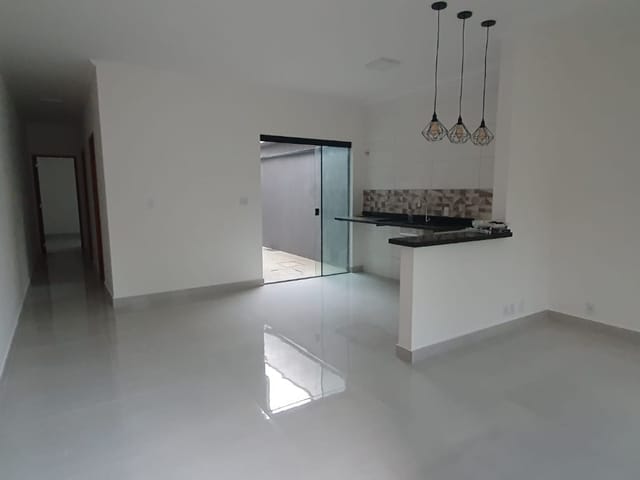 Casa com 125m² 2 quartos e 1 banheiro, à venda, no bairro Residencial San Marino em Taubaté
