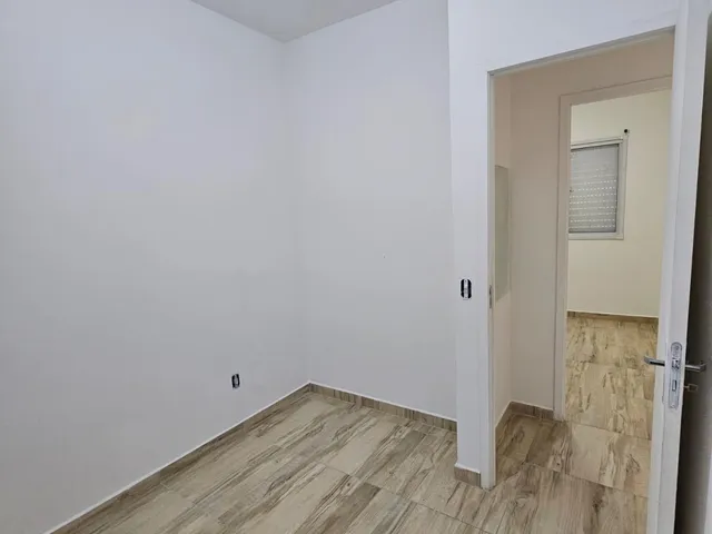 Sobrado 2 quartos e 2 banheiros, à venda, no bairro Água Espraiada (Caucaia do Alto) em Cotia