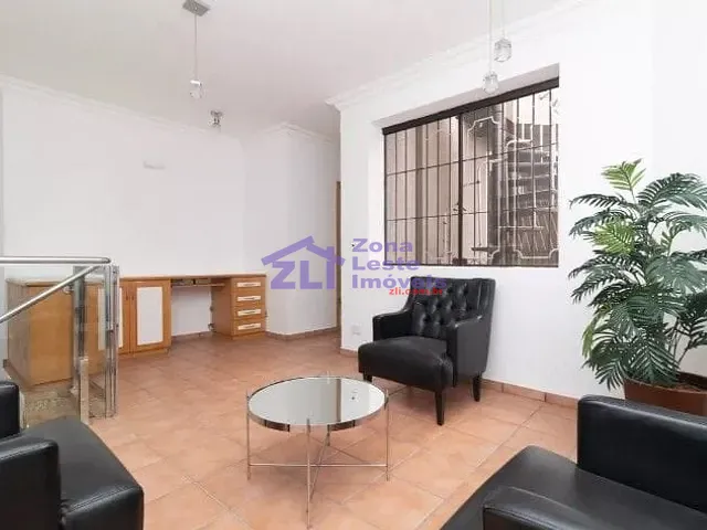 Casa com 300m² 2 quartos e 3 banheiros, à venda, no bairro Mooca em São Paulo