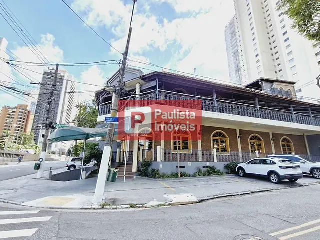 Casa com 1368m², à venda, no bairro Brooklin Paulista em São Paulo