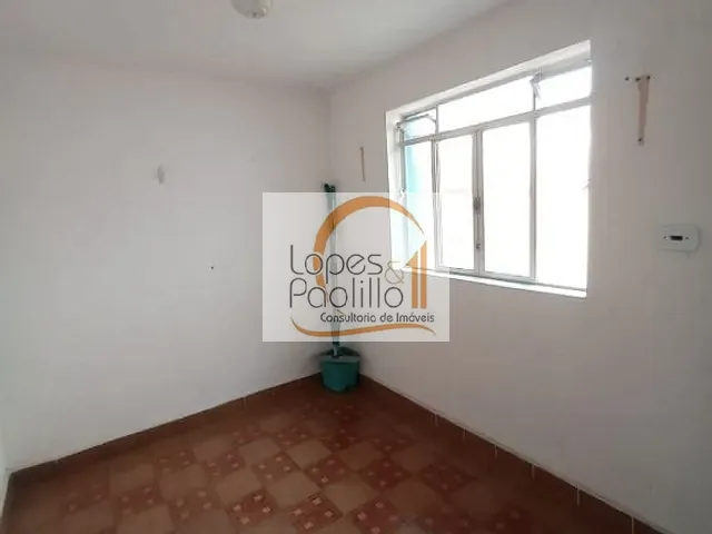 Casa com 300m² 3 quartos e 2 banheiros, para alugar, no bairro Alvinópolis em Atibaia