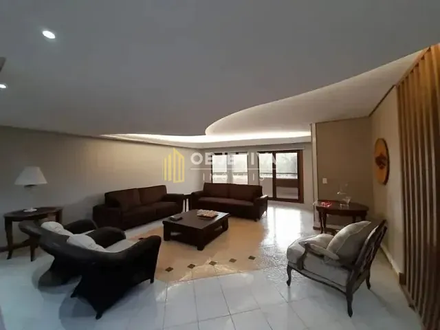 Casa 5 quartos e 4 banheiros, para alugar, no bairro Vila Jardim em Porto Alegre