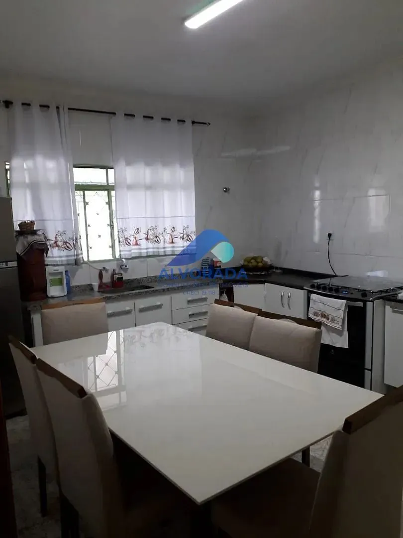 Casa, 2 quartos, 175 m² - Foto 3