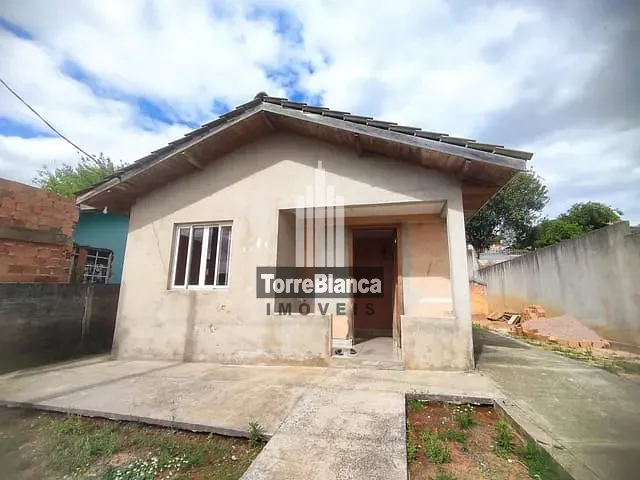 Casa com 300m² 1 quarto e 1 banheiro, à venda, no bairro Contorno em Ponta Grossa