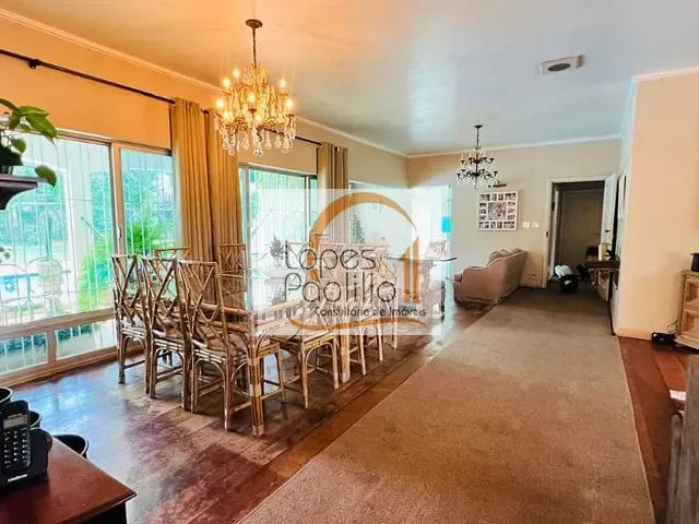 Casa com 1200m² 5 quartos e 4 banheiros, à venda, no bairro Samambaia Parque Residencial em Atibaia