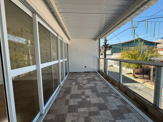 Casa com 40m² 1 quarto e 1 banheiro, para alugar, no bairro Metalúrgicos em Osasco