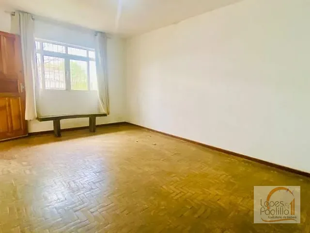 Casa com 220m² 2 quartos e 2 banheiros, à venda, no bairro Alvinópolis em Atibaia
