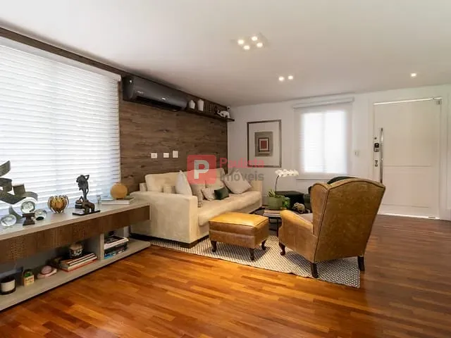 Casa com 250m² 3 quartos e 5 banheiros, à venda, no bairro Alto da Boa Vista em São Paulo
