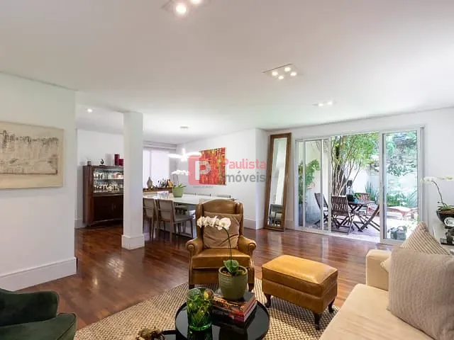 Casa com 250m² 3 quartos e 5 banheiros, à venda, no bairro Alto da Boa Vista em São Paulo